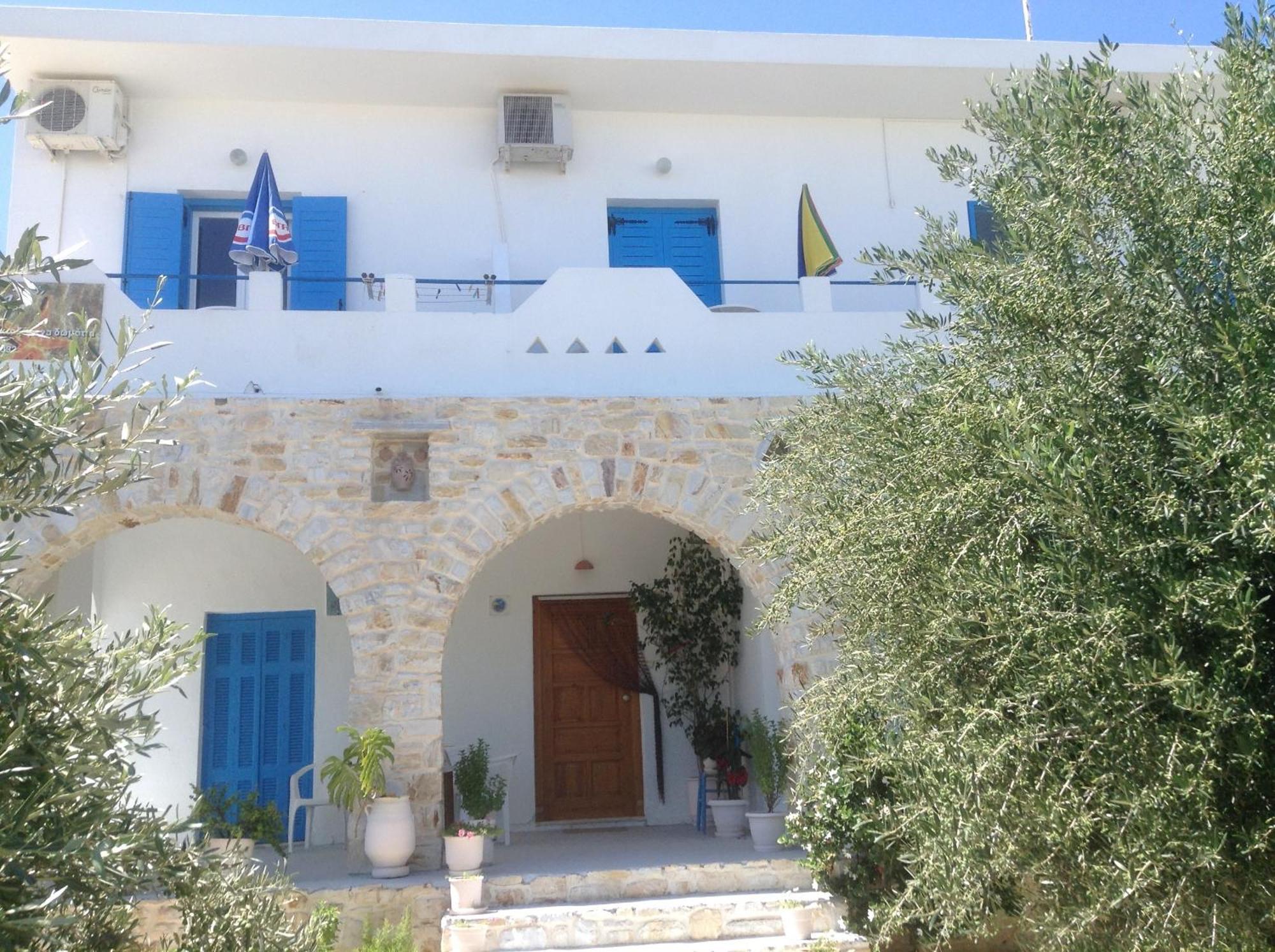 Rania Apartments Antiparos Town Екстериор снимка